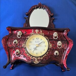 Quartz Eleco Red and Gold Vintage Wall Clock Decor Playing “Memories” Song